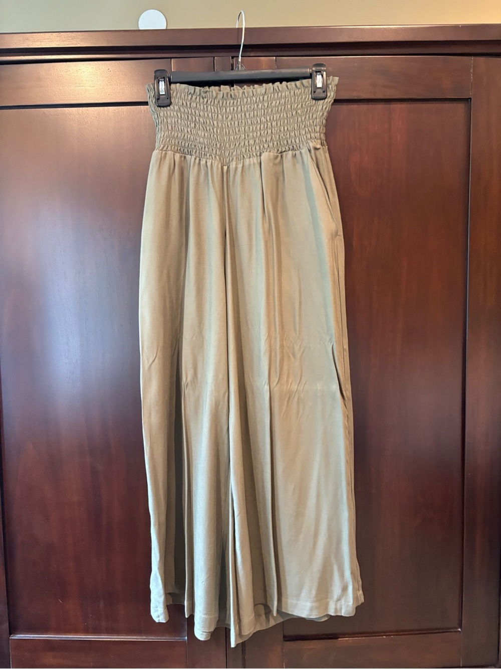 BB Dakota Army Green Smocked-Waist Wide Leg Pant